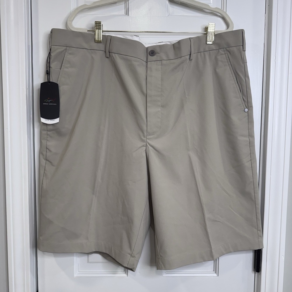 NWT Greg Norman Tech Golf Shorts Mens 40 Khaki Stretch Performance